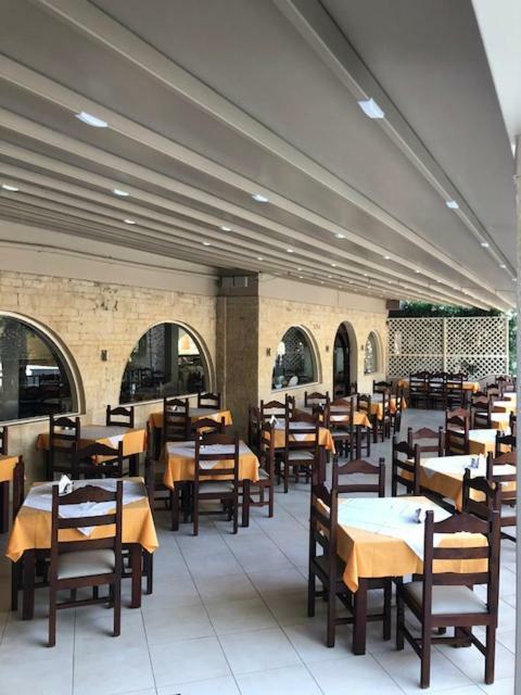 Karteros Hotel Exterior foto